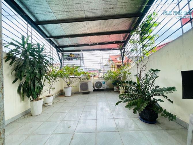 LẠC LONG QUÂN - TÂY HỒ - 50M -6 TẦNG - MẶT TIỀN 4,2 M - 18,9 TỶ SỔ ĐỎ VUÔNG ĐẸP