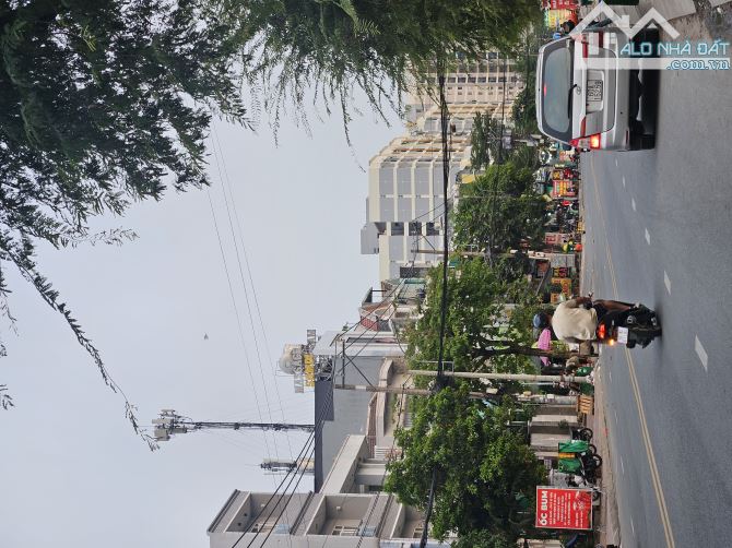 Lô góc 3 mặt tiền phố ẩm thực man thiện. - 2