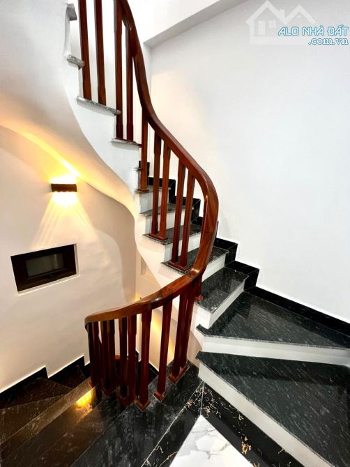 TRẦN QUANG DIỆU-ĐỐNG ĐA-6 TẦNG THANG MÁY-NHÀ MỚI-2 THOÁNG-GẦN PHỐ-9.85 TỶ - 3