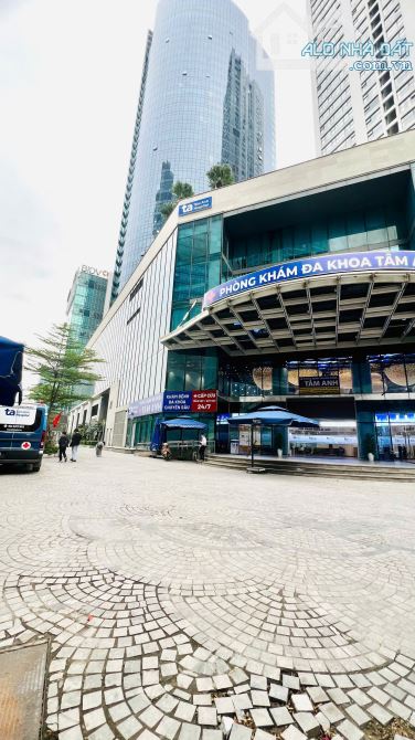 CĂN HỘ CHUNG CƯ FLC VIP CẦU GIẤY- MẶT PHỐ 3 PN SÁNG THOÁNG- DT 126M2/GIÁ 12 TỶ