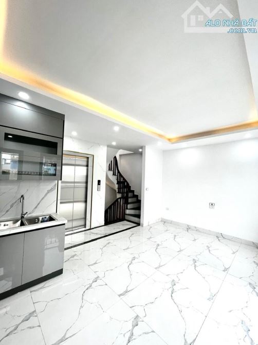 TRẦN QUANG DIỆU-ĐỐNG ĐA-6 TẦNG THANG MÁY-NHÀ MỚI-2 THOÁNG-GẦN PHỐ-9.85 TỶ - 6