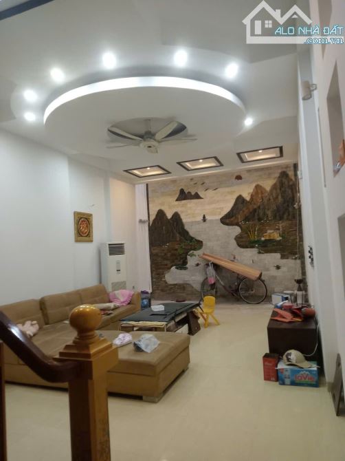 NHÀ TỰ XÂY TÂM HUYẾT - MẶT PHỐ VIEW HỒ - TẶNG HẾT NỘI THẤT CAO CẤP