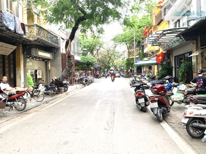 MẶT PHỐ HÀNG VẢI - LÕI PHỐ CỔ HOÀN KIÊM - KINH DOANH SẦM UẤT - VỈA HÈ - Ô TÔ TRÁNH