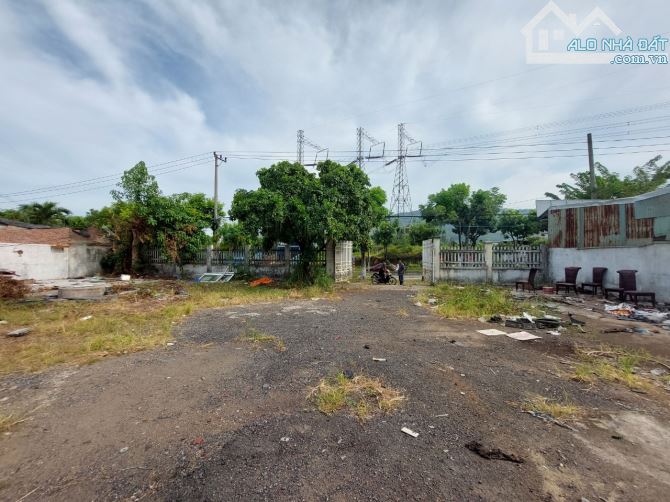 Cho thuê đất 1000 m2 TRƯỜNG SƠN QUỐC LỘ 14B - 1