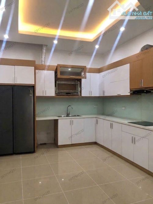 BÁN NHÀ PHỐ DUY TÂN 52m2 × 5T. HAI Ô TÔ TRÁNH ĐỖ + VỈA HÈ - PHÂN LÔ Ô BÀN CỜ