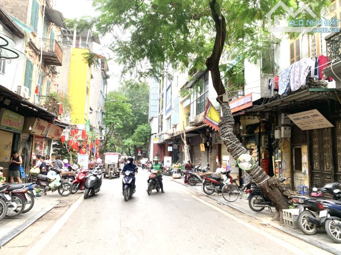 MẶT PHỐ HÀNG VẢI - LÕI PHỐ CỔ HOÀN KIÊM - KINH DOANH SẦM UẤT - VỈA HÈ - Ô TÔ TRÁNH
