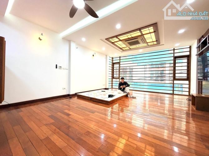 MẶT PHỐ KIM MÃ THƯỢNG – LÔ GÓC 170M² – BUILDING 6 TẦNG THANG MÁY .VỊ TRÍ ĐẸP DT164/17