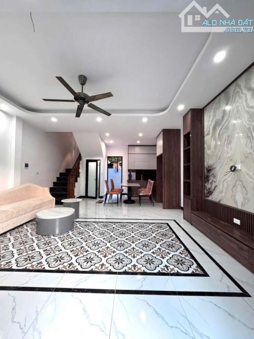 Hàng Độc-Hiếm nhất từ trước đến nay-50m ra trường cấp 1-2-Ngõ 5m-Ô tô đỗ ngày đêm-Nhà 41m2 - 5