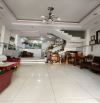 🏘️HÀ HUY GIÁP ngang 5.5m- sát Mặt Tiền- DT:70m2 - 3 TẦNG - ô tô đỗ cửa - 5.7 tỷ