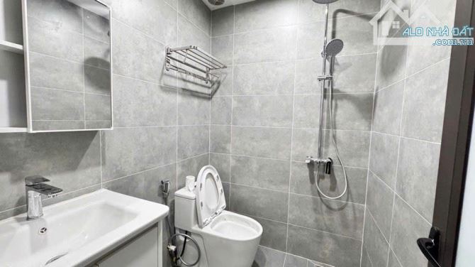 Siêu đẹp! HOÀNG HOA THÁM 36m 5Tầng – Nhà mới, full công năng, gần phố