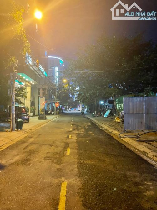✨ SIÊU PHẨM 3 TẦNG MỸ KHÊ – CÁCH BIỂN 600M – 100M² – CÓ SÂN VƯỜN & PHÒNG NGỦ DƯỚI ✨ - 2
