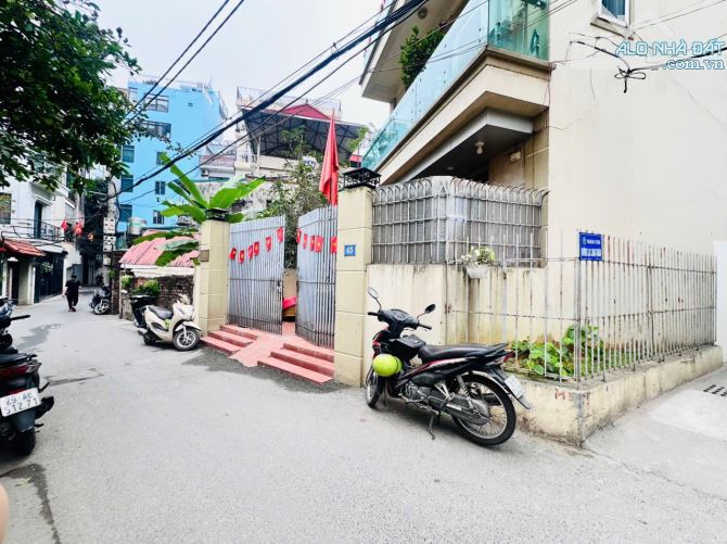 BÁN NHÀ NHẬT CHIÊU TÂY HỒ 100M 5 T LÔ GÓC MT 7.9M NGÕ Ô TÔ SÁT HỒ CHỈ 45.5 TỶ