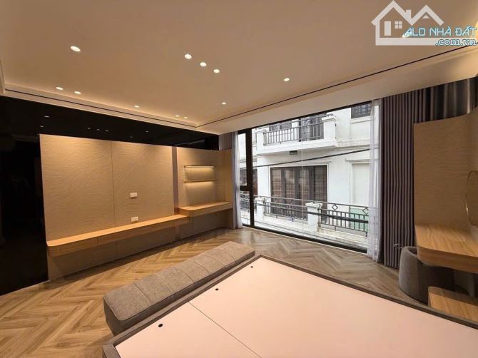 BÁN NHÀ BA ĐÌNH DT 55 M 7 TẦNG THANG MÁY FULL NỘI THẤT GARA OTO VỊ TRÍ SIÊU HIẾM