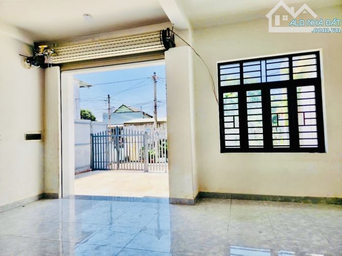 Nhà 2 tầng mặt tiền Tân Hiệp – 240m² gần chợ Hóc Môn – hơn 8 tỷ, kinh doanh đỉnh - 10