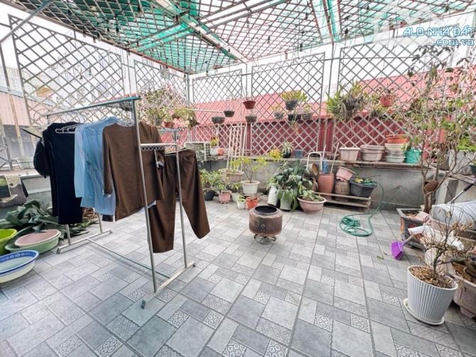 NHÀ VẠN PHÚC - BA ĐÌNH - 60M - 5 TẦNG - MẶT TIỀN 6 M -19.3 TỶ SỔ ĐỎ CHÍNH CHỦ ĐẸP