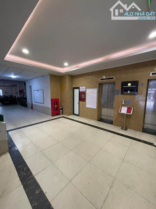 Bán căn chung cư lô góc mặt phố Nguyễn Cảnh Dị hoàng mai dt70m tầng trung giá 4.4 tỷ - 1