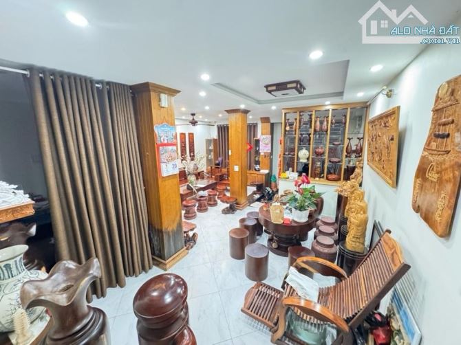 NHÀ VẠN PHÚC - BA ĐÌNH - 60M - 5 TẦNG - MẶT TIỀN 6 M -19.3 TỶ SỔ ĐỎ CHÍNH CHỦ ĐẸP