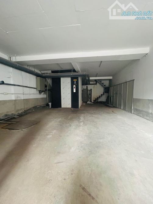 Bán Tòa Nhà Văn Phòng 8 Tầng Thang Máy Mặt Phố Thành Trung-Trâu Quỳ.Dt 90m2,Giá 40 Tỷ. - 2