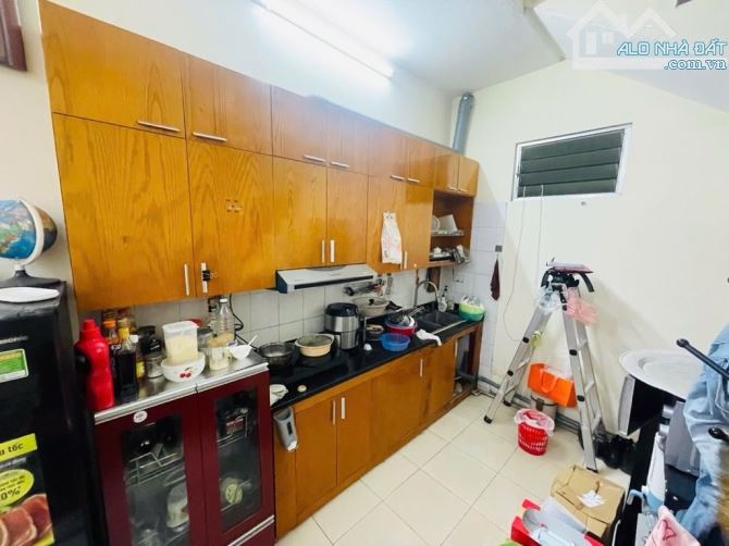 BÁN NHÀ - VẠN PHÚC - BA ĐÌNH - 30/32M - 4 TẦNG - MẶT TIỀN 3.5M - 10.5 TỶ SỔ ĐỎ VUÔNG ĐẸP