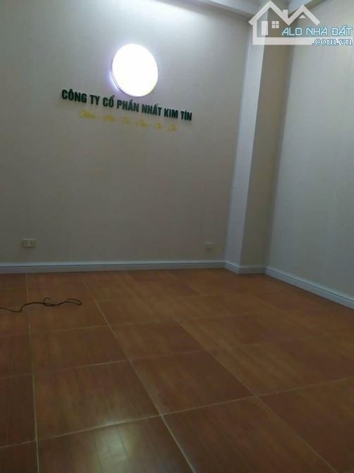 Cho thuê nhà 5 tầng,oto đỗ cửa, hợp làm cty, văn phòng  số 32 Nhân Mỹ, Mỹ Đình 1