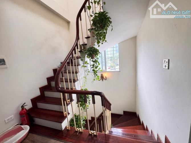 NHÀ VẠN PHÚC - BA ĐÌNH - 60M - 5 TẦNG - MẶT TIỀN 6 M -19.3 TỶ SỔ ĐỎ CHÍNH CHỦ ĐẸP