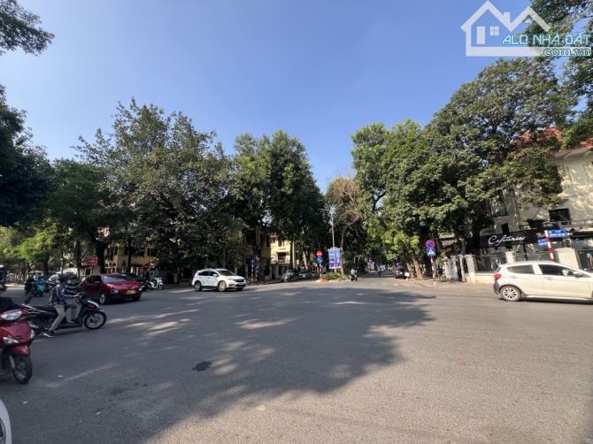 45m2-MT4.5m-Giá 29tỷ TL-Mặt phố Nguyễn Thái Học-Ba Đình