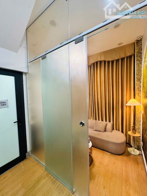 MẶT PHỐ MINH KHAI – 2 MẶT THOÁNG – DÒNG TIỀN 50TR/THÁNG – 29 TỶ Vị trí đắc địa phố Min