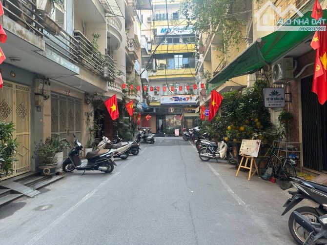 Phân lô phố Điện Biên Phủ - lõi Ba Đình - khu quân đội Vip - mặt ngõ kinh doanh