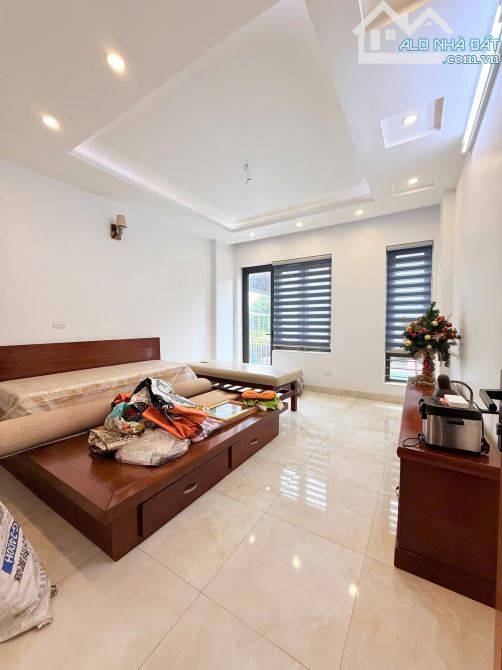 Phân Lô F361 An Dương 42m2, 5 tầng chỉ 16.5 tỷ, ô tô tránh, đỗ cửa ngày đêm