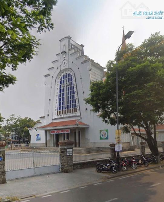 🏬 BÁN MẶT TIỀN KINH DOANH ĐƯỜNG NGUYỄN HUỆ – TRUNG TÂM TP HUẾ 📍 Vị trí: Đường Nguyễn Huệ - 3