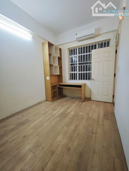 Bán chung cư 7A Lê Đức Thọ, Trung Tâm Cầu Giấy, 60m, 2pn, Giá 5.2 Tỷ