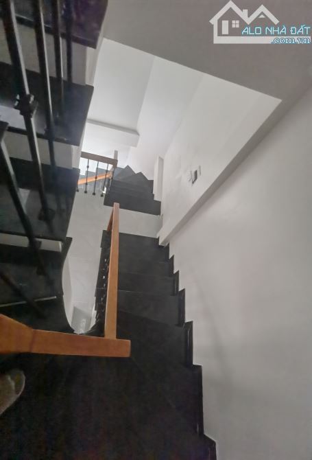 BÁN NHÀ KHÂM THIÊN VỪA Ở VỪA CHO THUÊ KD