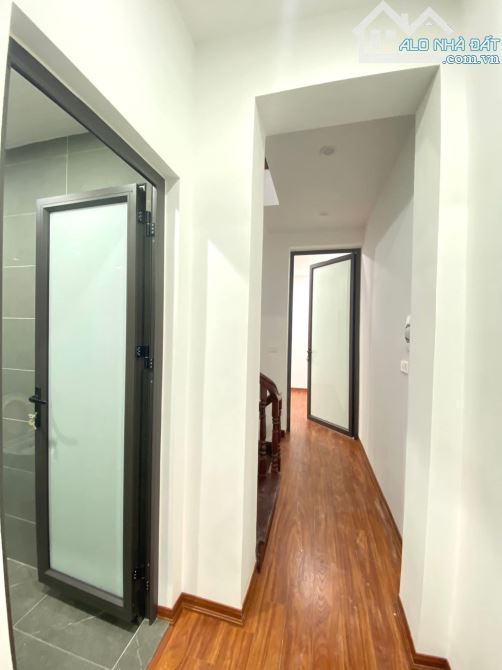 PHÂN LÔ KINH DOANH Ô TÔ VÀO NHÀ - GẦN VĐ1 - 40/45M2 - 5 TẦNG - MT 4M - CHỈ 20 TỶ 900TR