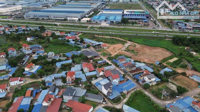 Bán Đất Hồng Tiến_ Phổ yên. Cạnh KCN Điềm Thụy. S= 200m2 Full Thổ Cư. MT 10m. Giá 2,2 tỷ.