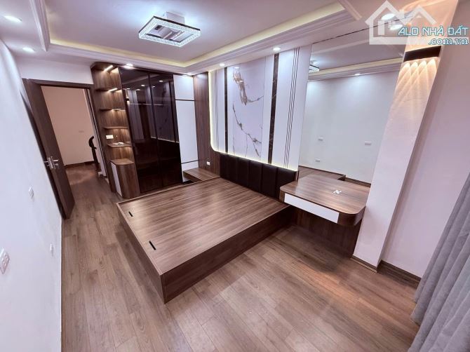 Duy nhất 1 căn, 5T Duy Tân 8,5 tỷ, 2 mặt thoáng - Sát phố - Ở ngay