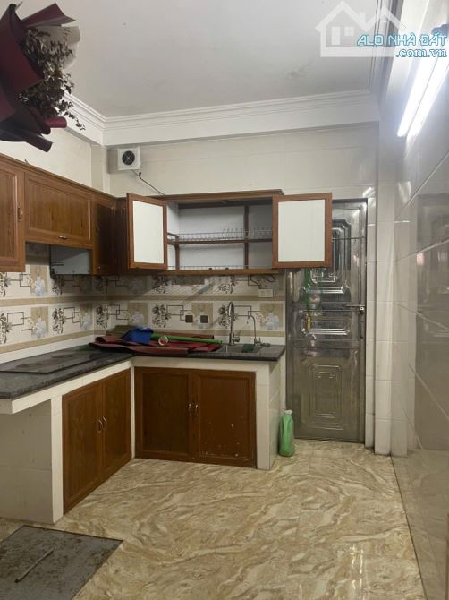 BÁN NHÀ DUYÊN THÁI 31M² 5 TẦNG PHÂN LÔ VỈA HÈ GIÁ 4.5 TỶ - 2
