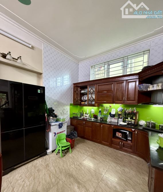 LÔ GÓC 5 THOÁNG – 3 BƯỚC CHẠM HỒ TÂY – HIẾM ĐẾN MỨC KHÔNG CÓ CĂN THỨ 2