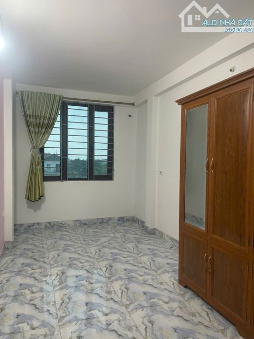 BÁN NHÀ DUYÊN THÁI 31M² 5 TẦNG PHÂN LÔ VỈA HÈ GIÁ 4.5 TỶ - 5