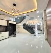 Bán nhà ngay chợ Thủ Đức cạnh Đăng Văn Bi, 70m2, 3 tầng 4PN, HXH tránh, giá tốt 8.9 tỷ