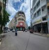 Căn góc tầng trệt chung cư chợ Đầm Nha Trang, mặt tiền hơn 20m