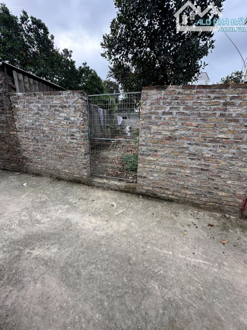 Em cần bán lô đất đẹp tại thôn Cẩm Trang - Xã Hợp Thịnh - Bắc Ninh hàng chính chủ