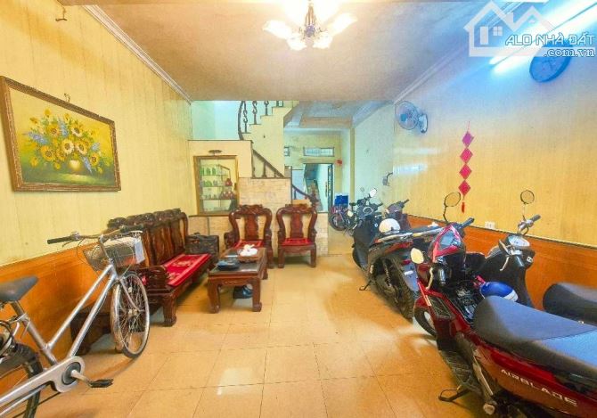 BÁN ĐẤT - TẶNG NHÀ - TT BA ĐÌNH - KIM MÃ - 71M - 3 TẦNG - MẶT TIỀN 4.5M - 24.5 TỶ