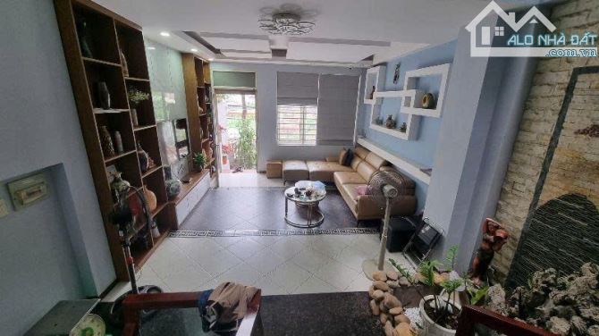 Bán nhà Trần Bình, Hơn 23 tỷ, 75m, 5 tầng, ô tô tránh, kinh doanh, gara