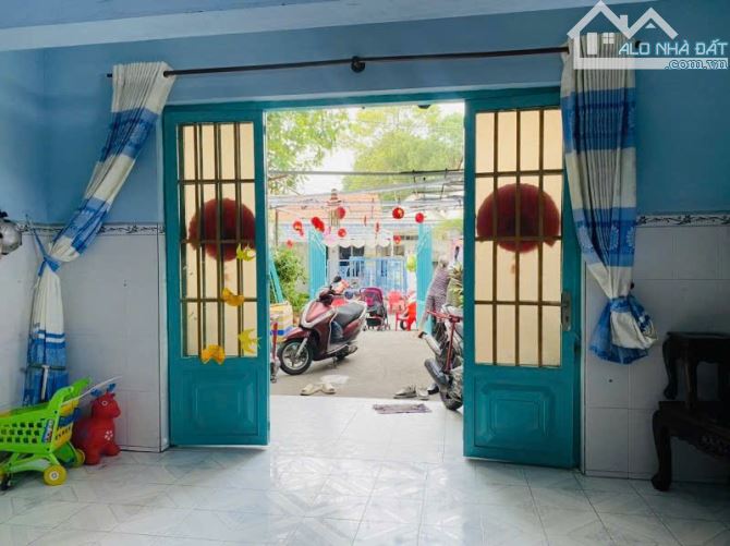 NHÀ CẤP 4 QUẬN 7 - HẺM LÂM VĂN BỀN - MỘT ĐỜI CHỦ - 44M2 - 7,5 TỈ - 2