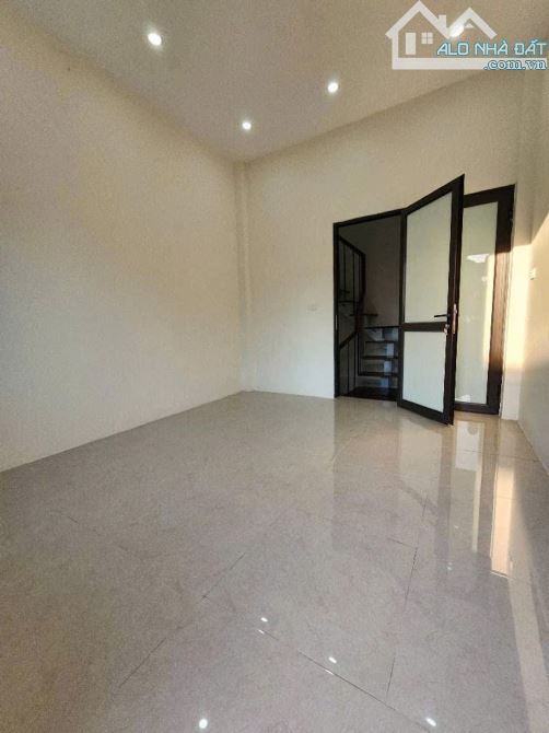 HÀNG HIẾM - NHỎ TIỀN - 5.5 TỈ - HÀNG XÓM CIPUTRA SUNSHINE