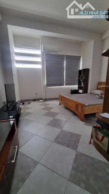 Bán nhà Trần Bình, Hơn 23 tỷ, 75m, 5 tầng, ô tô tránh, kinh doanh, gara