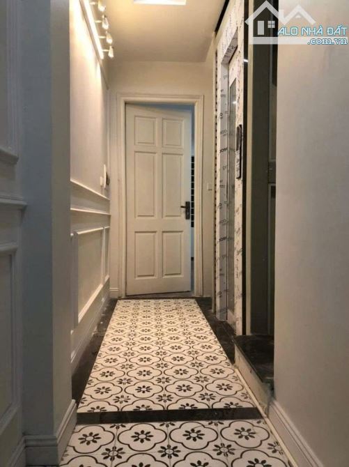 Bán Nhà Phân Lô Quân Đội - Vĩnh Phúc - Ba Đình - Ô tô để trong nhà - 40m x5T - Chỉ 15,5 tỷ