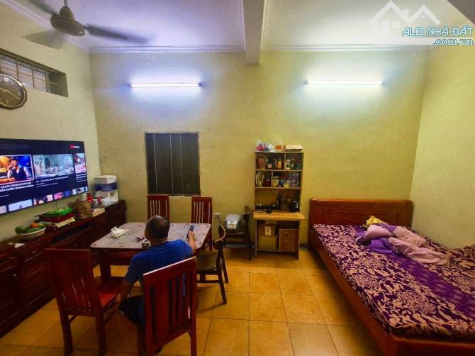 BÁN ĐẤT - TẶNG NHÀ - TT BA ĐÌNH - KIM MÃ - 71M - 3 TẦNG - MẶT TIỀN 4.5M - 24.5 TỶ