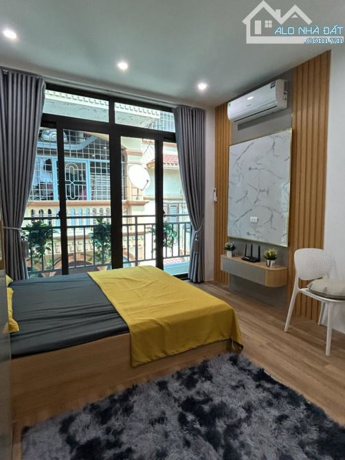 9,8 TỶ. BÁN NHÀ TRẦN THÁI TÔNG DT46m2*5TẦNG TỔNG 9P KK, CHDV FULL NỘI THẤT,PCCC, Thuê 45tr