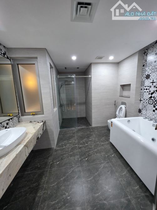 SIÊU PHẨM MẶT PHỐ LÝ NAM ĐẾ- KINH DOANH HÓT - LÔ GÓC- 48M2- 4T- MT RỘNG- NHỈNH 38 TỶ